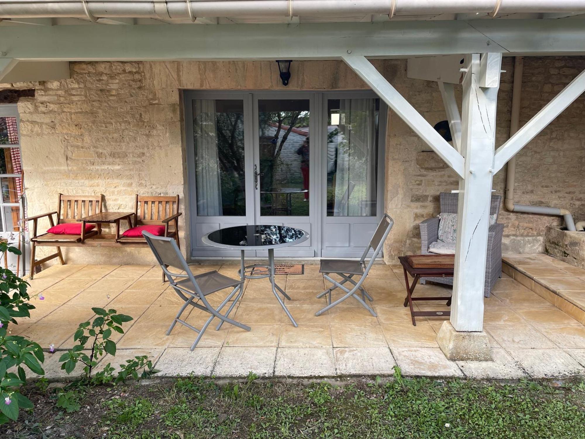 Sous L Olivier Tusson Exterior foto